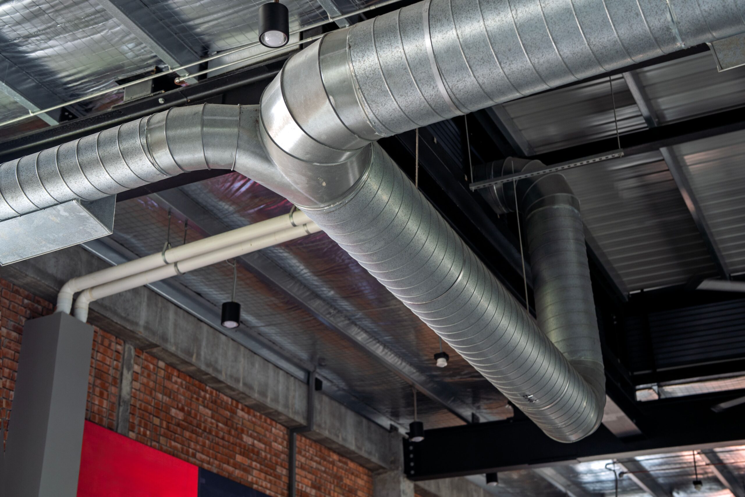 浜松市の工場設備改修でダクト工事が必要になったら｜施工管理業者の選び方と依頼の流れ